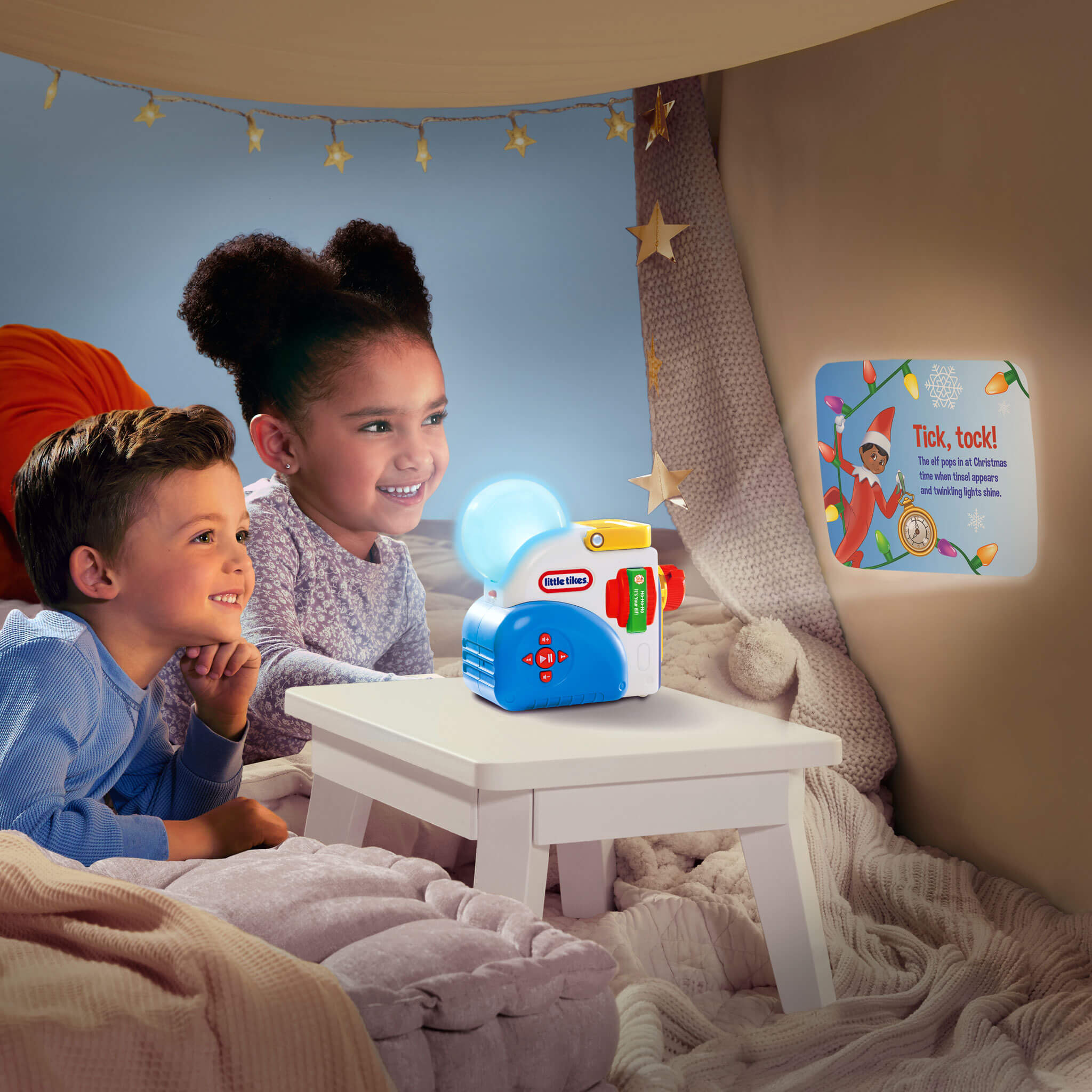 Story Dream Machine The Elf on the Shelf Santaverse North Pole Friends Collection - Three Santaverse Stories with Night-Light Effects